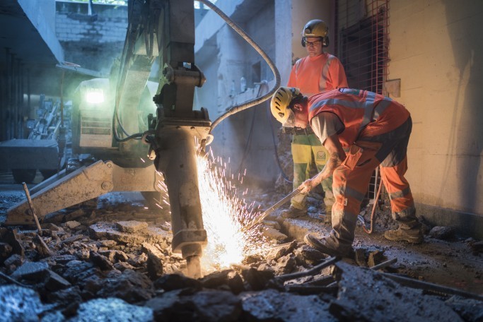Bauwerktrenner/in, 1. Bild
